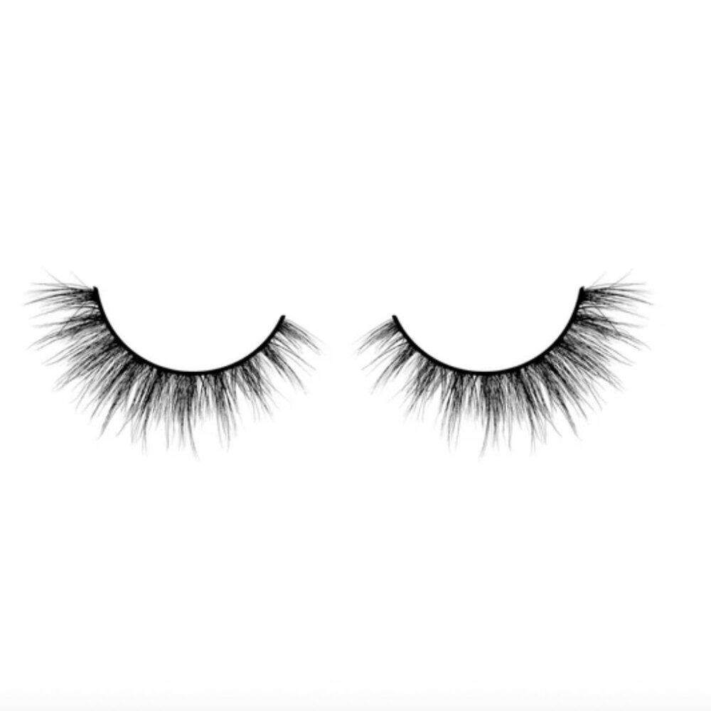 VELOUR LASHES - SASSY BUT CLASSY
